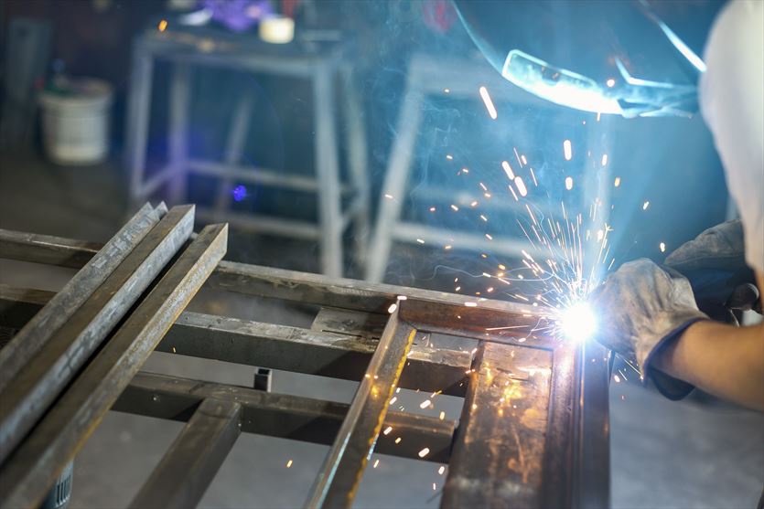 Solidne konstrukcje metalowe, Ślusarstwo-Spawanie-Kowalstwo Paweł Bajera, Waliszewo